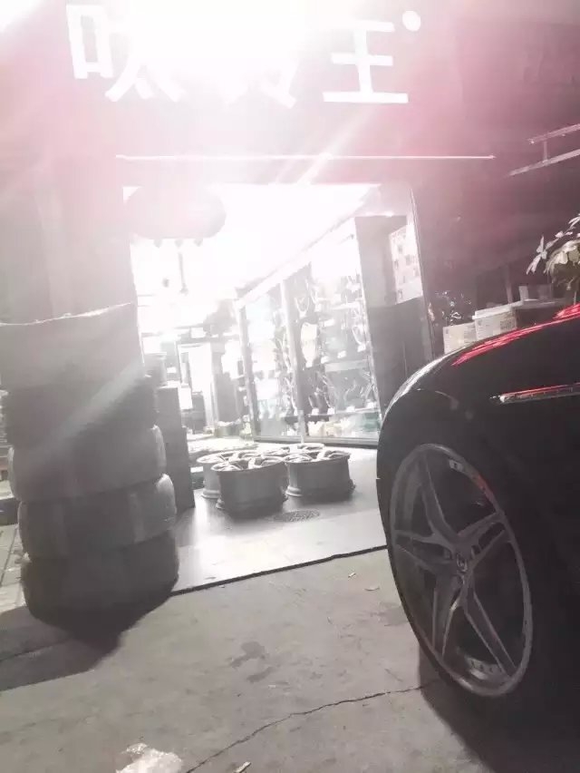 HRE、阿斯頓馬丁 給力裝車！