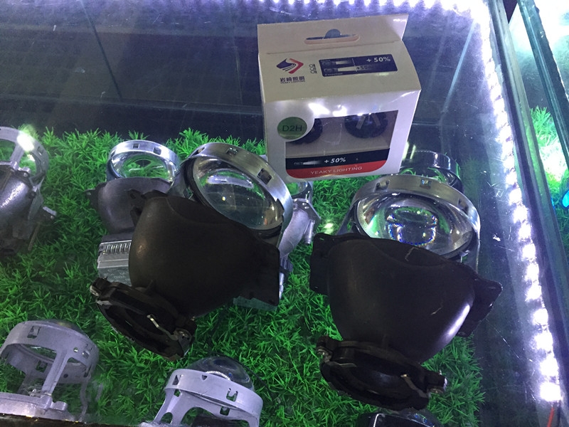上海嘉定翼虎車燈升級(jí) 改小糸Q5透鏡 巖崎氙氣燈 高配大燈內(nèi)膽
