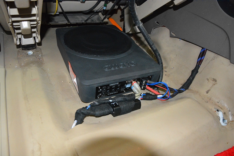 豐田霸道汽車音響、隔音改裝