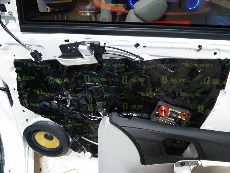 【長沙霓皇汽車音響】帝豪新款前門升級法國勁浪165KR