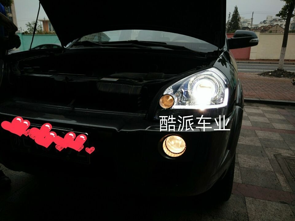 現(xiàn)代途勝燈光升級(jí)