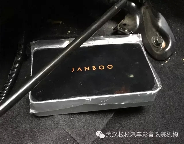 【武漢松杉汽車音響改裝】速度速度！松杉汽車音響聯(lián)手中菱國(guó)際免費(fèi)贈(zèng)送調(diào)音俠啦！