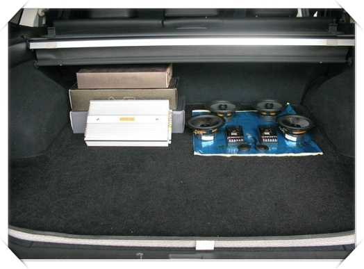 常州至上音樂(lè)汽車(chē)音響改裝斯巴魯森林人讓FLUX和Opera?Family定義