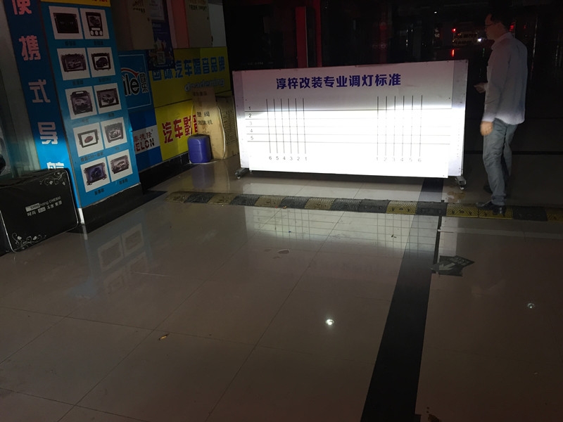 上海嘉定凱迪拉克SRX燈光升級(jí) 改海拉5透鏡 歐司朗5500K氙氣燈 安定器