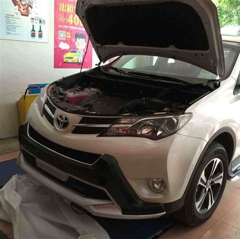 RAV4側(cè)踏板，行李架，前后護(hù)杠，保險杠加裝改裝