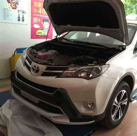 RAV4侧踏板，行李架，前后护杠，保险杠加装改装