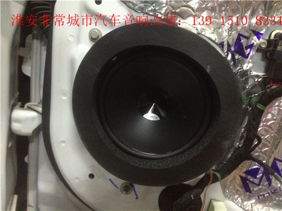 【淮安非常城市汽車音響改裝】蒙迪歐專業(yè)汽車音響改裝，意大利赫茲音響，美國JBL 四聲道功放