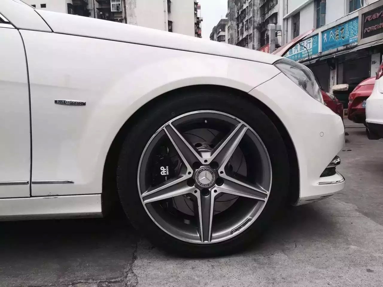 新C 原裝，18寸 ！已裝車！