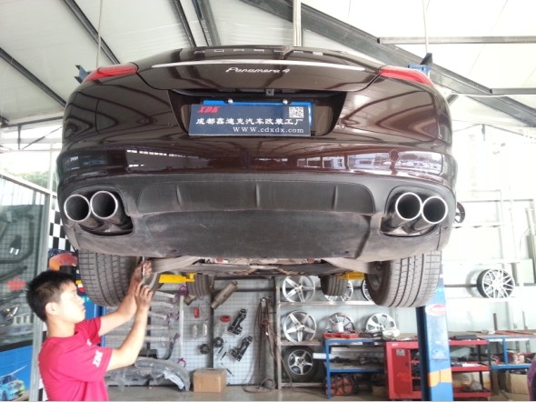 成都保時(shí)捷帕拉梅拉 PANAMERA 3.6改裝REMUS四出排氣