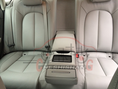 奧迪A6L汽車(chē)內(nèi)飾改裝/另類(lèi)的風(fēng)格