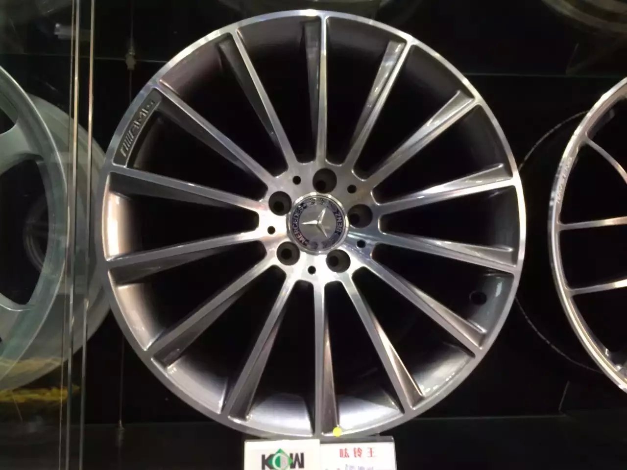 奔馳 S63 AMG，全新 20寸一套現(xiàn)貨