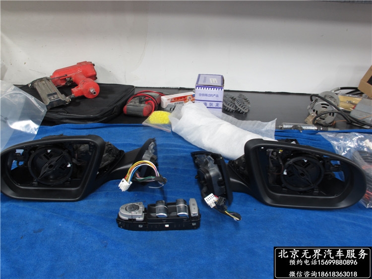 奔馳W205新款C級旅行版改原廠電耳 氛圍燈 倒影 隱藏式行車記錄儀
