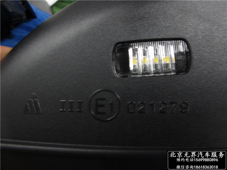 奔馳W205新款C級旅行版改原廠電耳 氛圍燈 倒影 隱藏式行車記錄儀