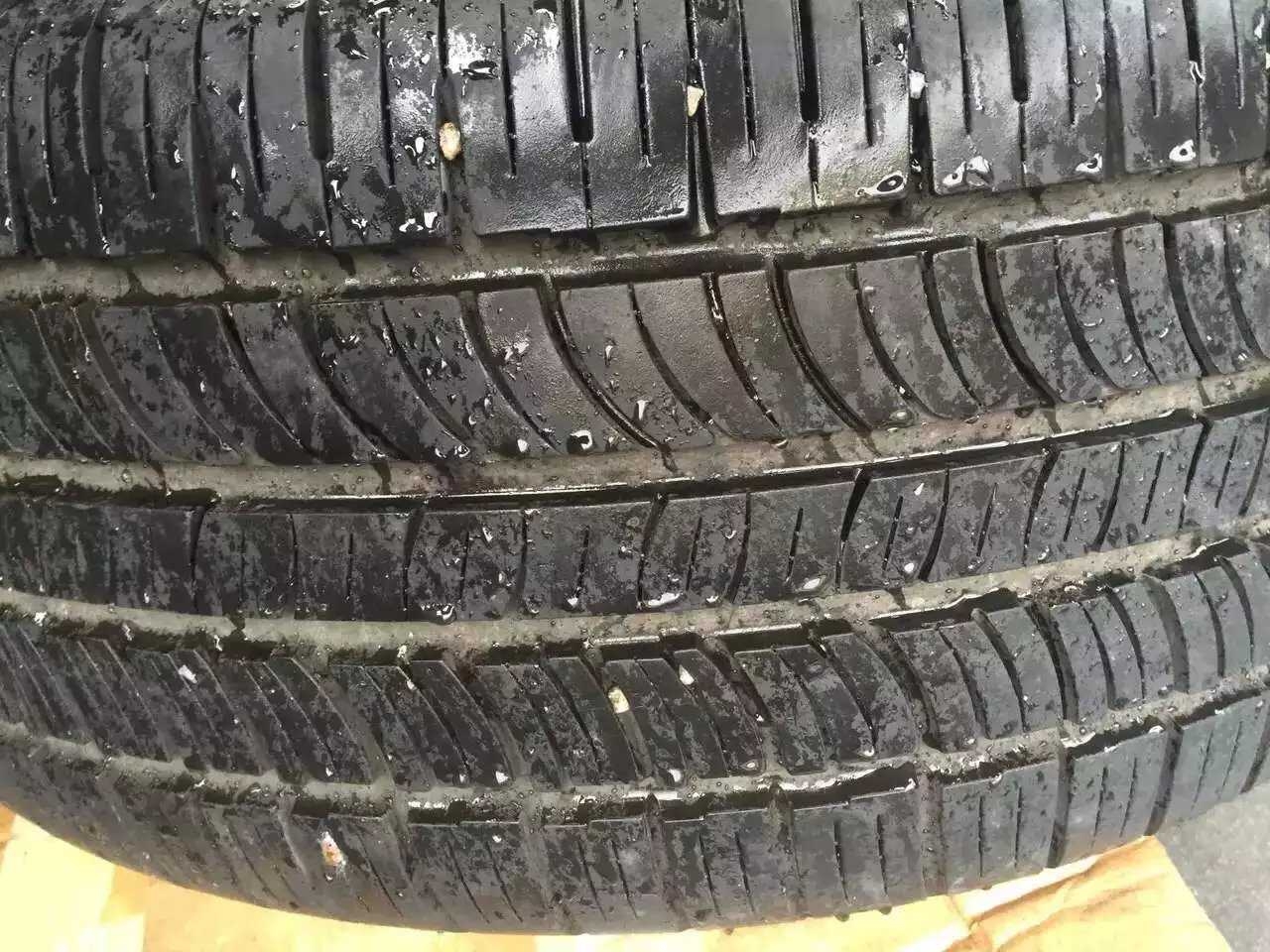 路虎 原裝 5·0．20寸．連呔一套！