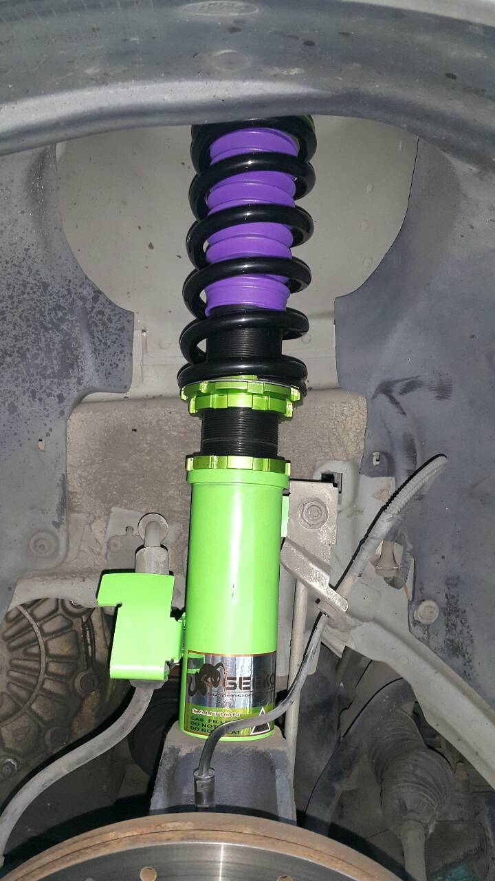 Gecko避震器 福特?？怂?四門(mén))