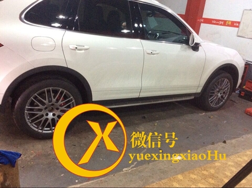 長沙越星名車改裝保時捷卡宴鋼圈輪胎輪轂20輪槍灰卡鉗油漆
