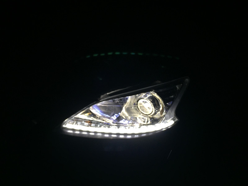 嘉定新軒逸大燈改裝小糸Q5透鏡 巖崎氙氣燈 LED水晶淚眼