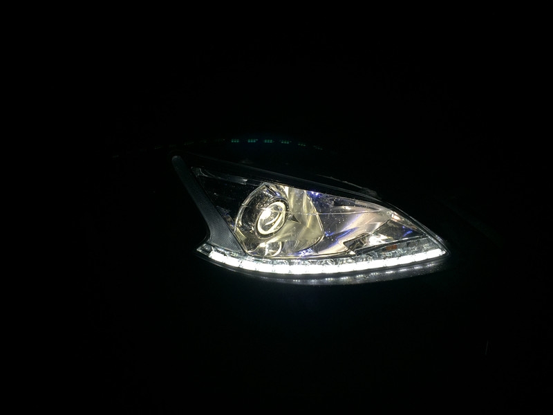 嘉定新軒逸大燈改裝小糸Q5透鏡 巖崎氙氣燈 LED水晶淚眼
