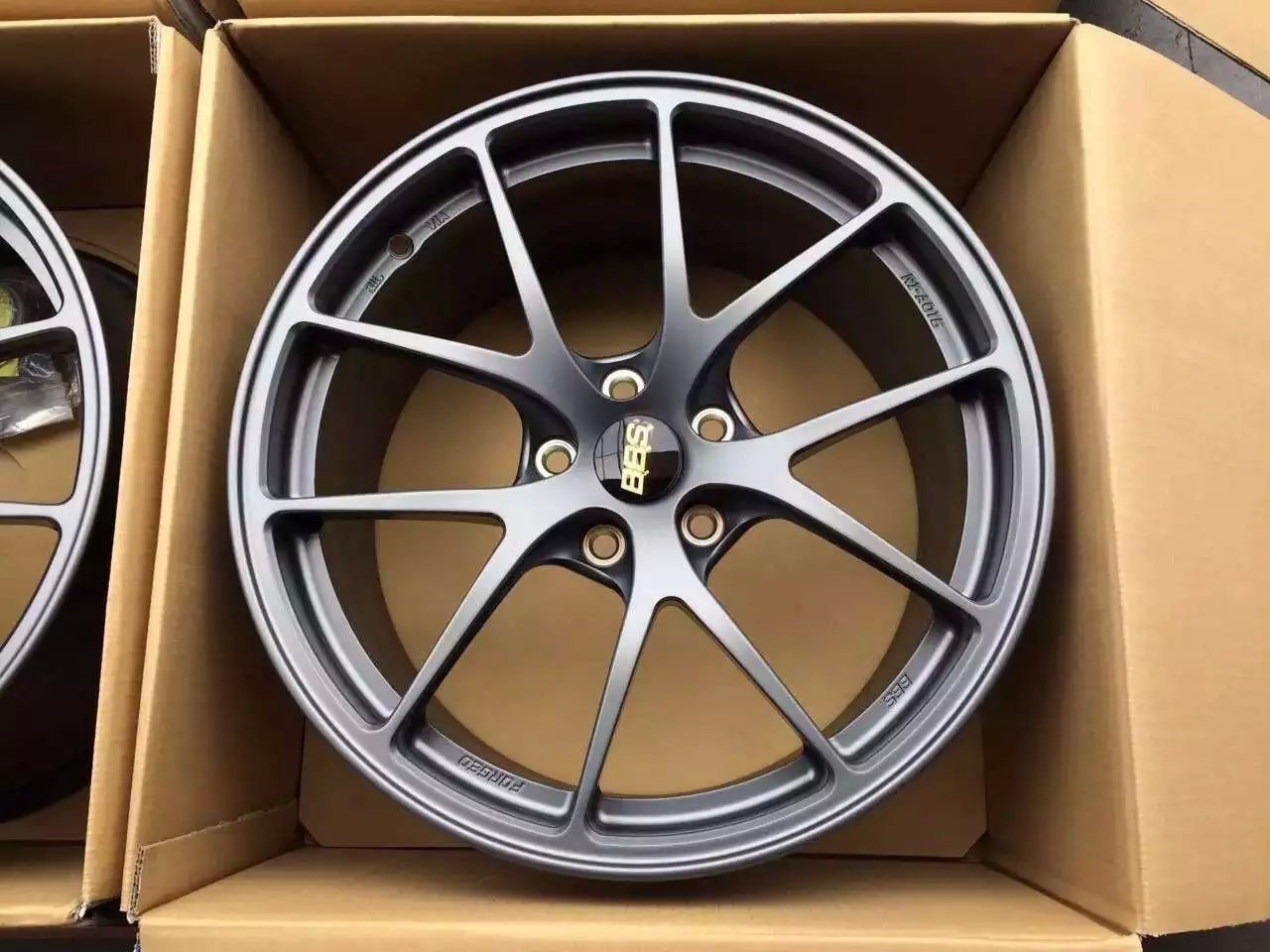 BBS 18*9J ET38 5*112．全新