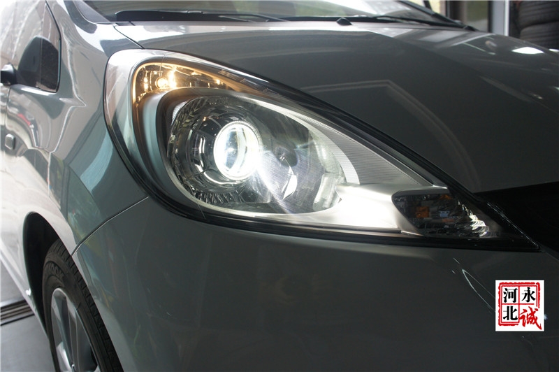 【永誠(chéng)汽車】邢臺(tái)本田飛度改燈，Q5雙光透鏡+歐司朗D2S CBI 5500K氙氣燈+小糸安定
