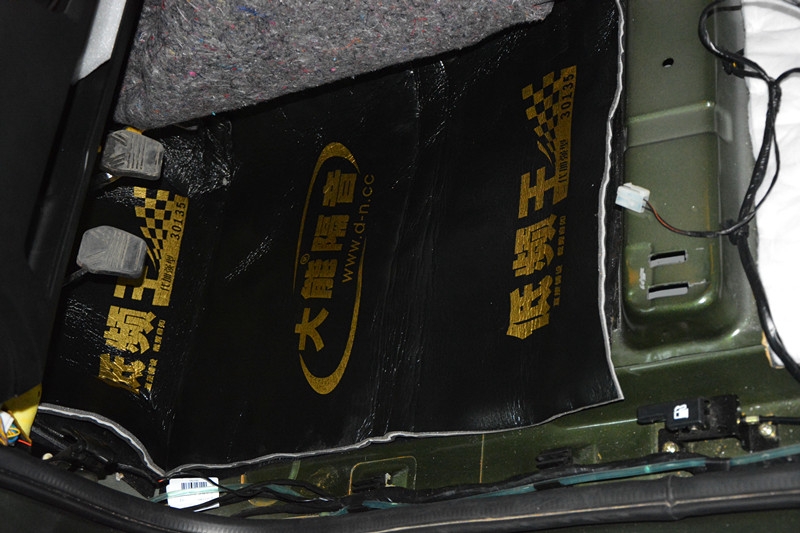 陸風(fēng)X8汽車全車隔音 唐山博納專業(yè)汽車音響升級