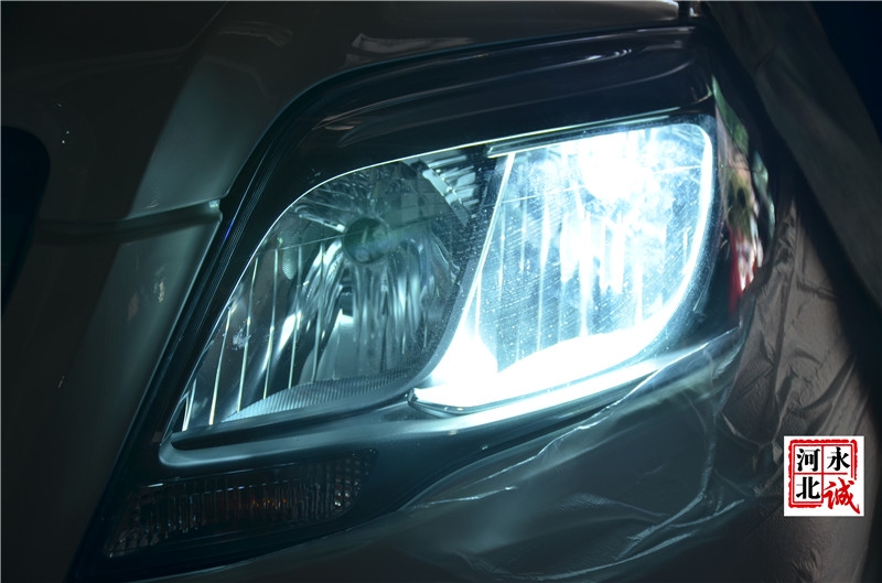 【永誠汽車】石家莊專業(yè)車燈升級，奔馳GLK260原廠升級高配氙氣大燈總成