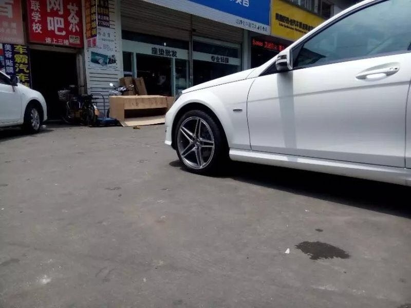 奔馳E260 升級18寸AMG 原車18寸的出售
