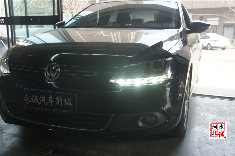 【永誠汽車】石家莊專業(yè)改燈店，速騰改裝Q5透鏡+飛利浦4300K氙氣燈+日行燈