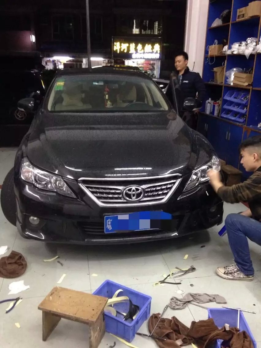 銳志車燈升級(jí)德國海拉5透鏡