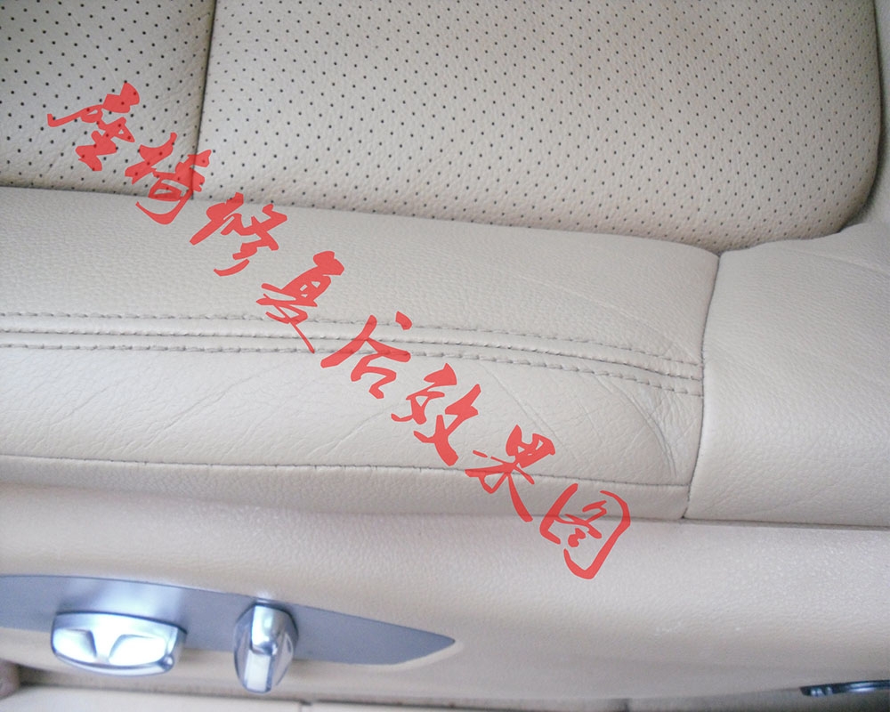 保時(shí)捷座椅、門把手修復(fù)案例