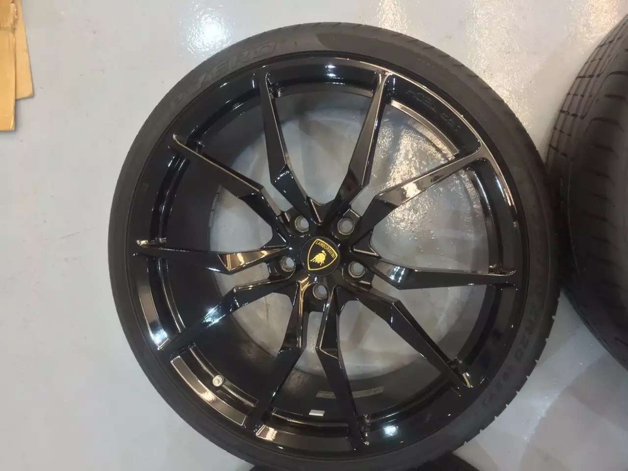 50周年紀念版  LP720 原配