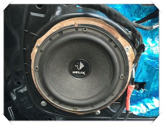 常州至上讓音樂情感都盡情釋放奔馳ML350汽車音響改裝