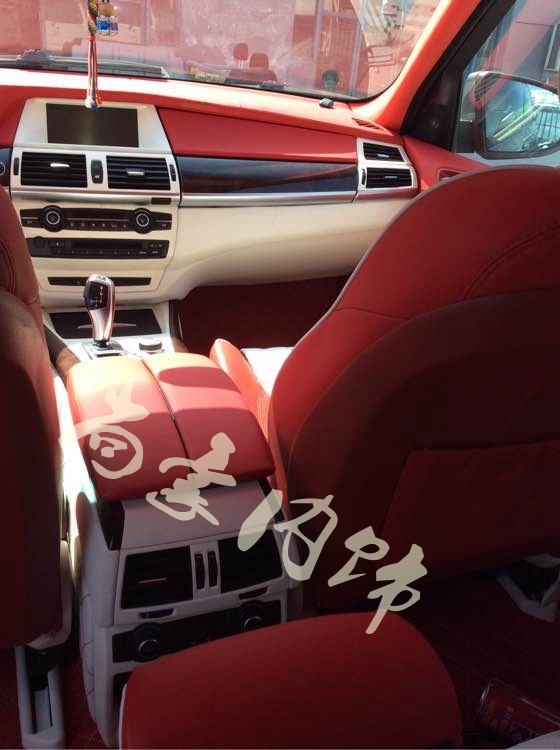 寶馬紅白配內(nèi)飾改裝升級