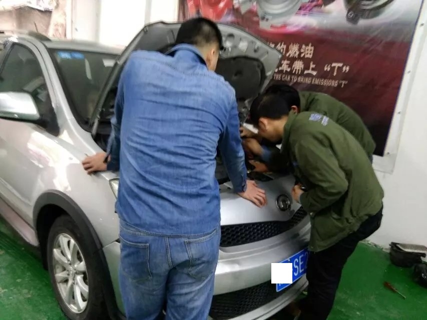 長城炫麗 提升動力節(jié)油改裝加裝鍵程離心式電動渦輪增壓器LX2008案例