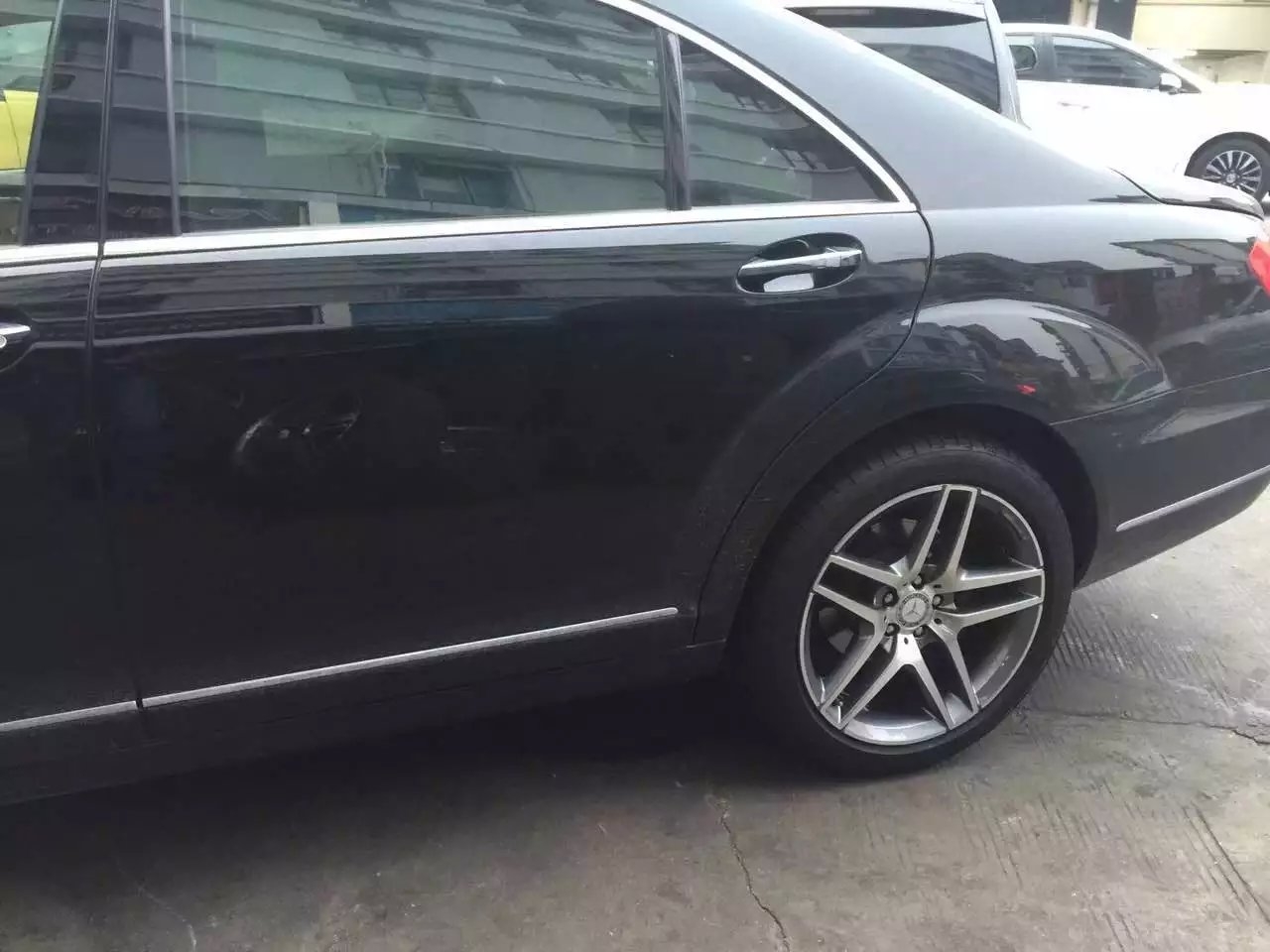 奔馳，裝19寸 AMG 已完工！