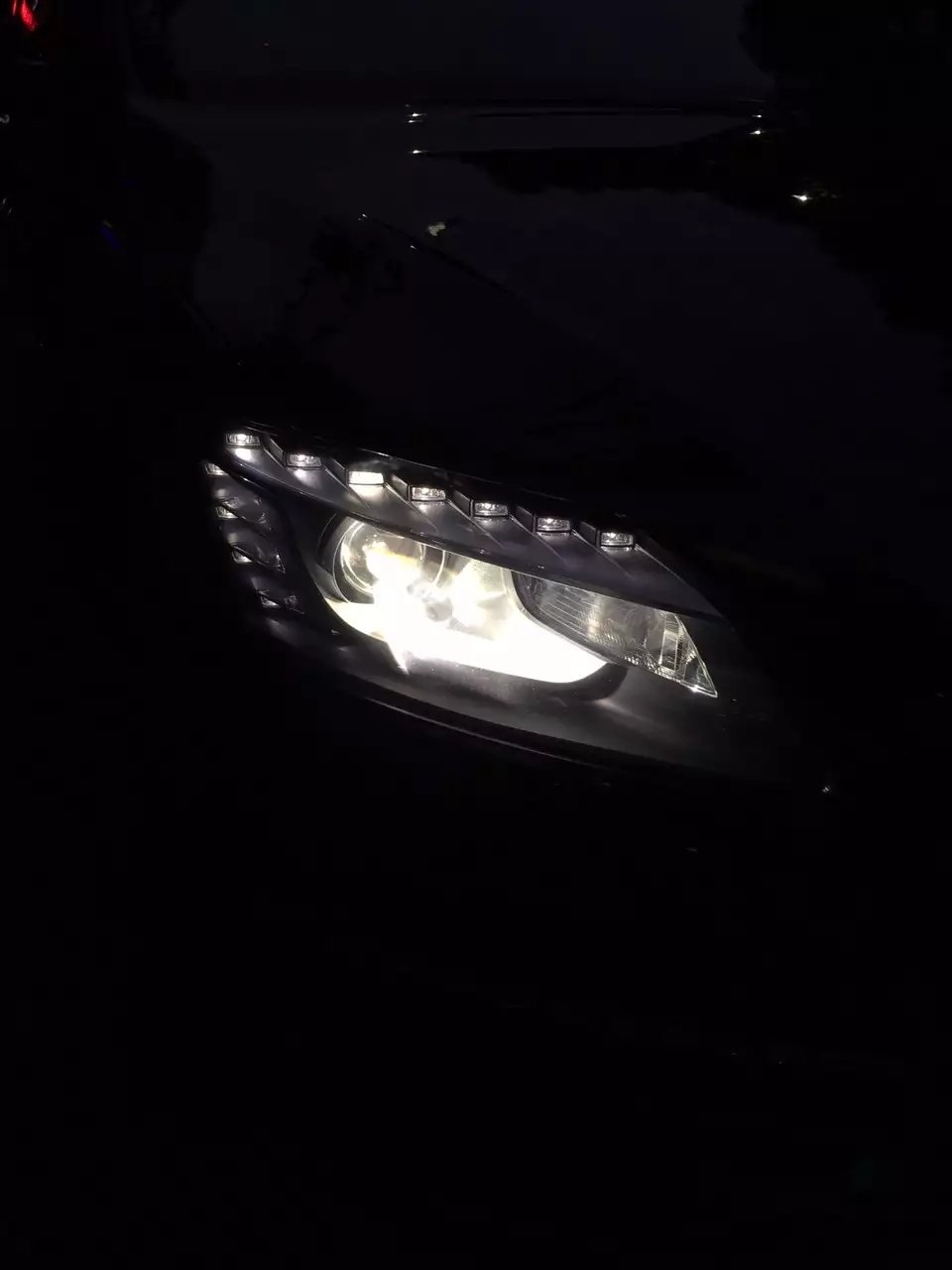 奧迪q7燈光升級(jí)q5透鏡