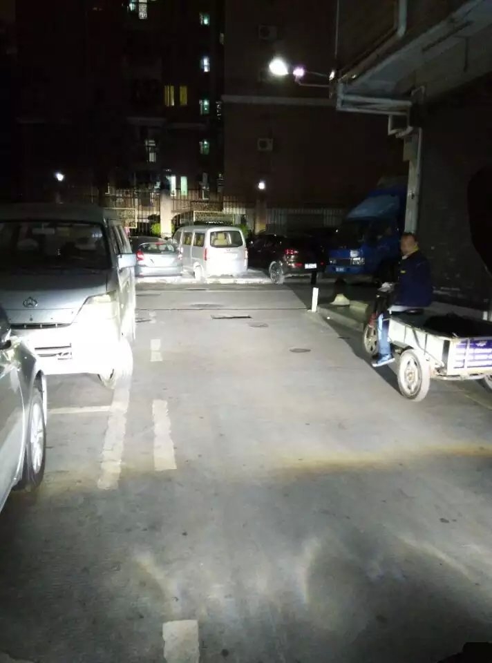 銳志車燈升級(jí)德國(guó)海拉5透鏡   深圳光速車改改燈