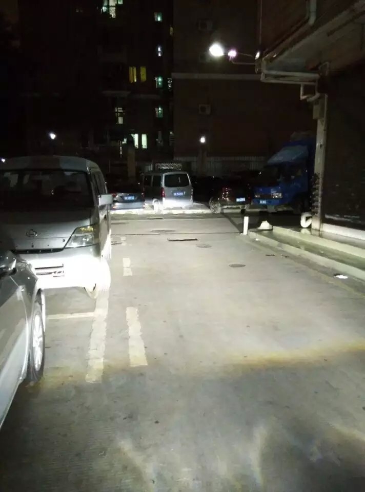 銳志車燈升級(jí)德國(guó)海拉5透鏡   深圳光速車改改燈