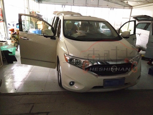 鄭州尼桑貴士內(nèi)飾改裝/鄭州汽車內(nèi)飾改裝