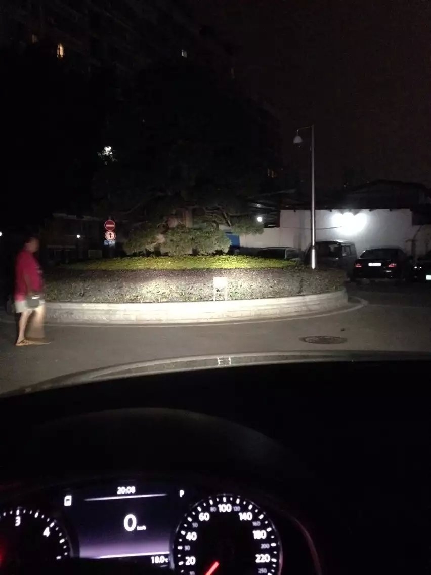 大眾途銳燈光升級(jí)德國(guó)海拉5透鏡