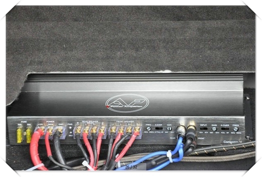 ?路虎攬勝音響改裝升級(jí)德國佛倫詩——常州至上音樂汽車音響改裝