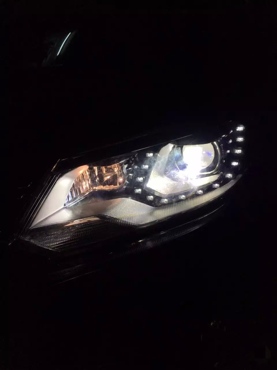 途觀燈光升級q5透鏡+型歐版淚眼