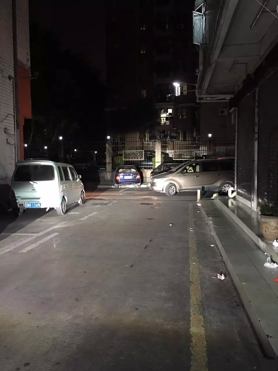 途觀燈光升級q5透鏡+型歐版淚眼