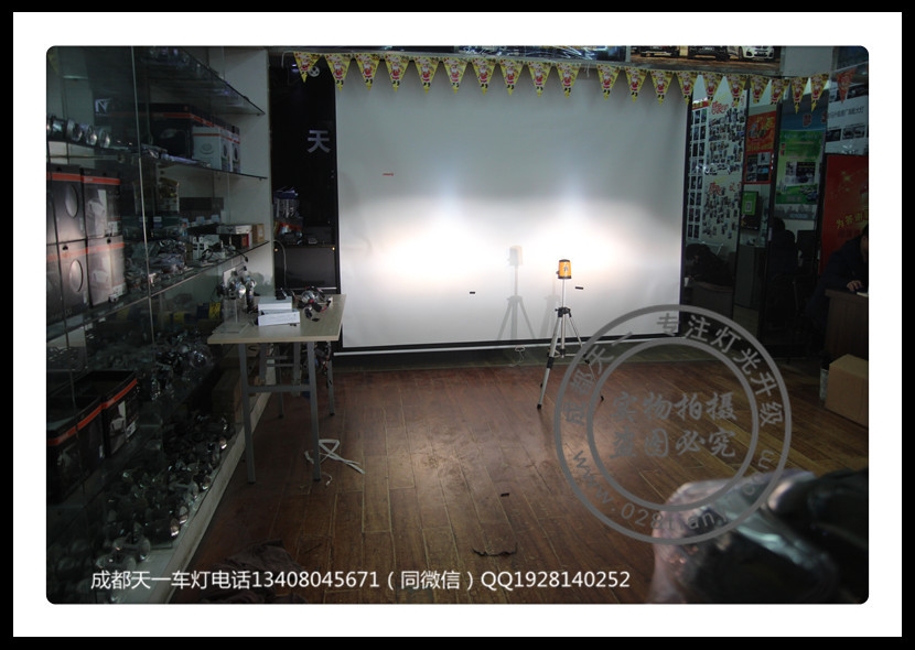 成都普拉多改裝車燈升級海拉5透鏡日行燈