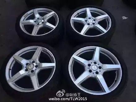 奔馳 C63 裝 19寸 原裝 AMG