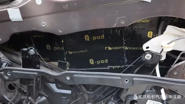 【武漢松杉汽車音響改裝店】大眾途銳升級(jí)汽車四門隔音打造銅皮鐵骨