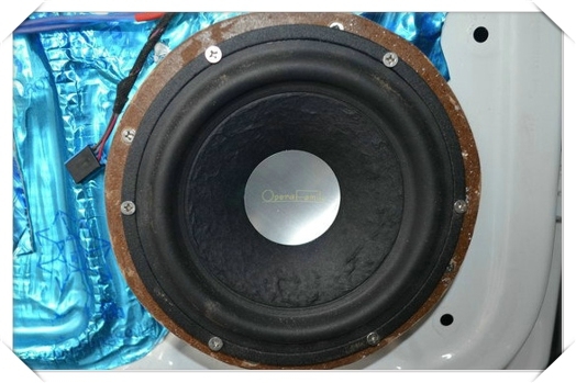 大眾朗逸音響改裝升級(jí)歌劇世家——常州至上音樂(lè)專業(yè)汽車音響改裝