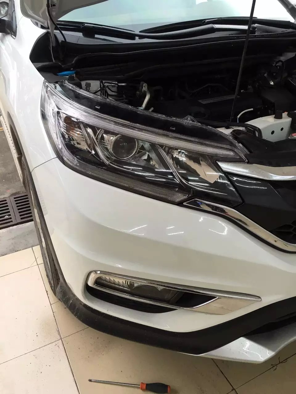 15款本田crv車燈升級(jí)Q5透鏡