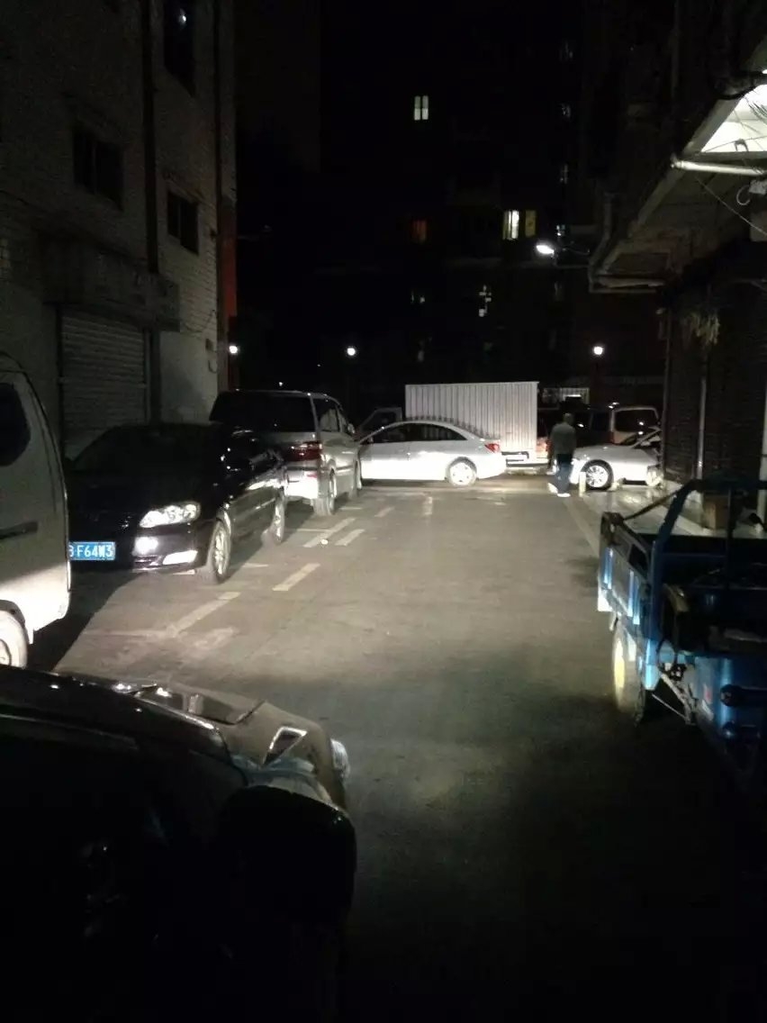 峰范燈光升級(jí)海拉3透鏡