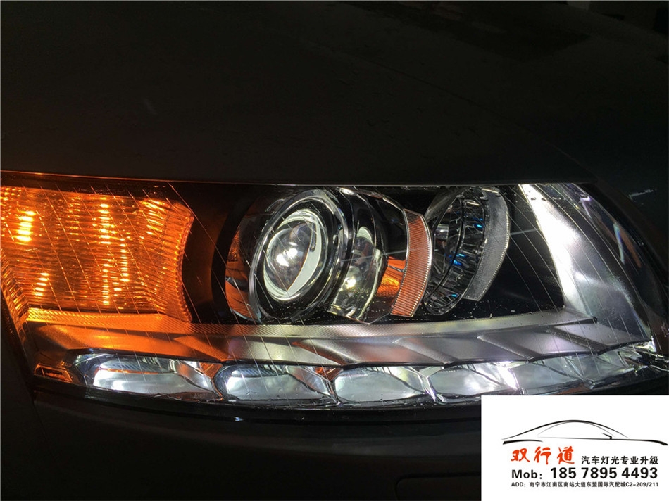 南寧雙行道車燈改裝-奧迪A6L長級高配大燈總成